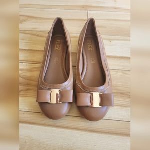 Le Chateau ballerina flats